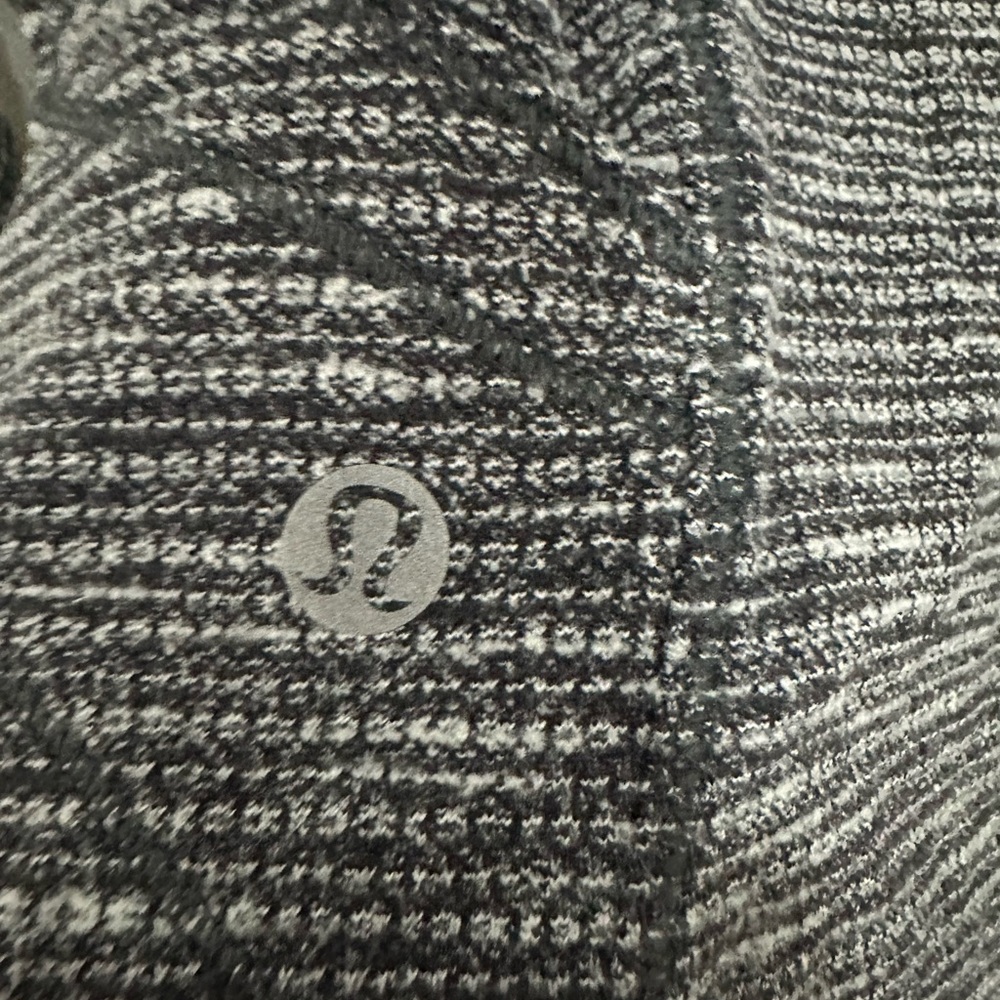 Lululemon Base Runner Half Zip Pullover Jacket Coco Pique Black White Size 4 - Picture 12 of 13
